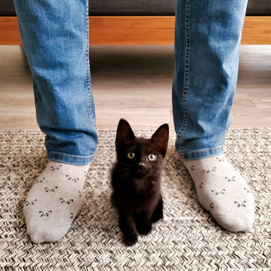 Socks that Save Cats — Cat Face Crew Socks | Heather Grey | Cat Lover Gift | Organic Cotton - Spinsterly Co
